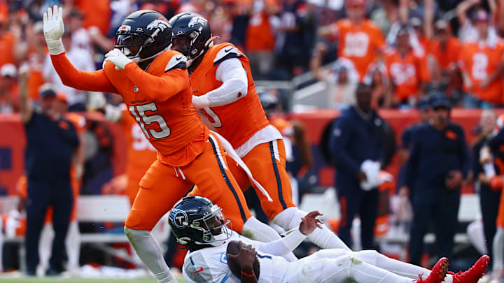 Tennessee Titans v Denver Broncos