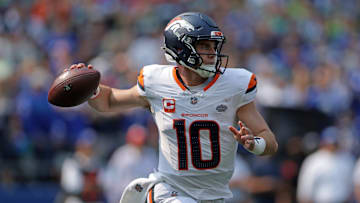 Denver Broncos v Seattle Seahawks