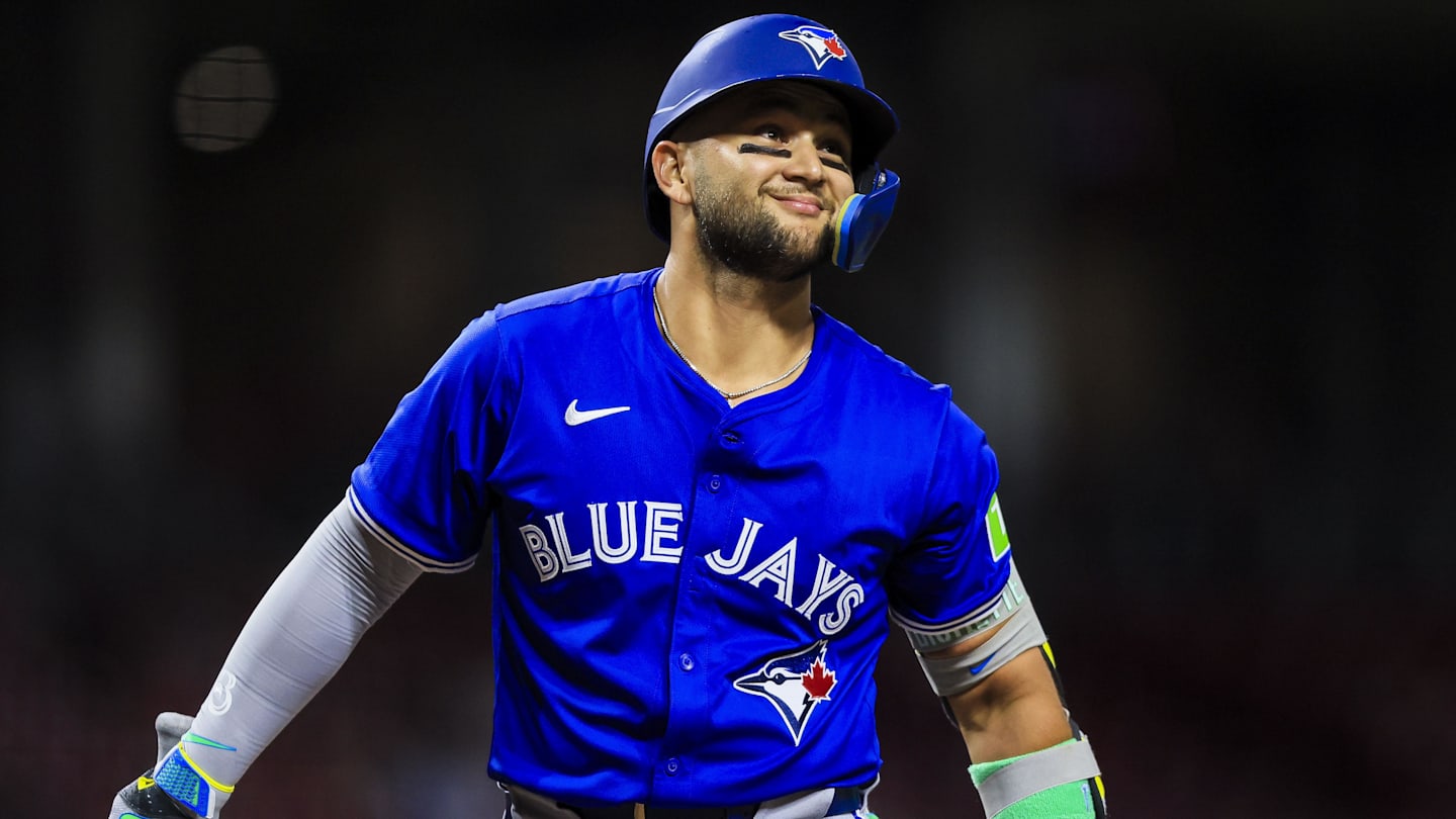 Bichette Doubtful for ALDS; Jays Finalize Roster