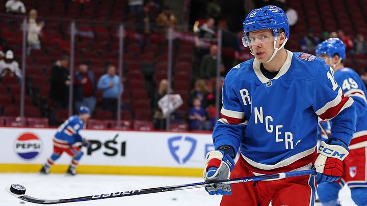 NHL: DEC 10 Rangers at Blackhawks