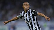 Sem espaço com Eduardo Coudet, Ademir entra na mira do Botafogo. 