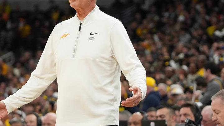 Mar 29, 2026; Chicago, IL, USA; Tennessee Volunteers head coach Rick Barnes reacts in the first half against the Michigan Wolverines during an Elite Eight game of the Midwest Regional of the men's 2026 NCAA Tournament at United Center. Mandatory Credit: David Banks-Imagn Images