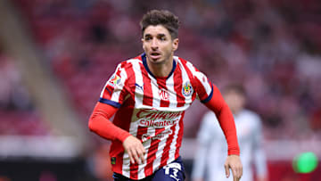 Isaác Brizuela se mantendrá en Chivas
