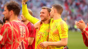 Daniel Peretz mit Manuel Neuer
