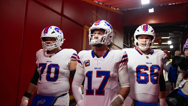 Alec Anderson, Josh Allen, Connor McGovern