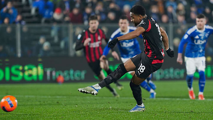 Como 1907 v AC Milan - Serie A Como 1907 v AC Milan - Serie A