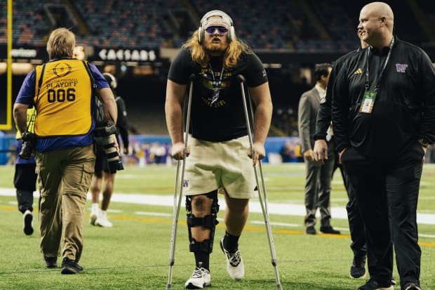 Landen Hatchett attended the Sugar Bowl on crutches after suffering a knee injury and having surgery. 