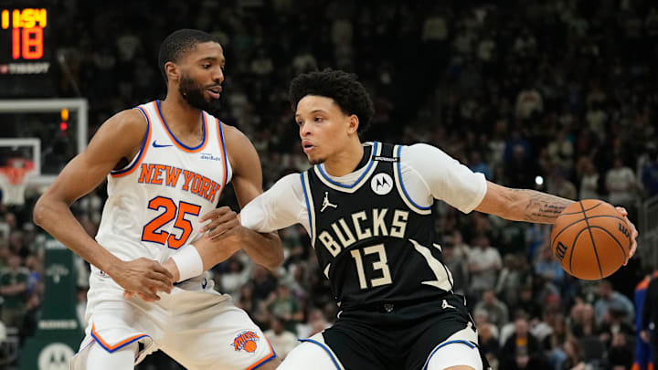 New York Knicks v Milwaukee Bucks