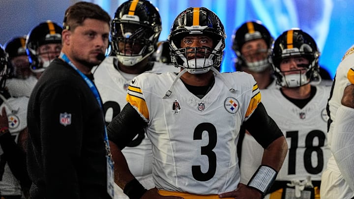 Pittsburgh Steelers quarterback Russell Wilson (3) ready to take the field against Detroit Lions during the first half of a preseason game at Ford Field in Detroit on Saturday, August 24, 2024.