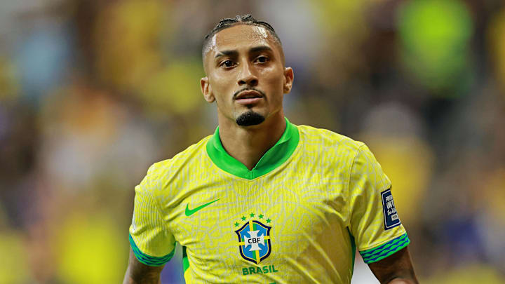 Raphinha is the new number 10 for Brazil. Raphinha is the new number 10 for Brazil.
