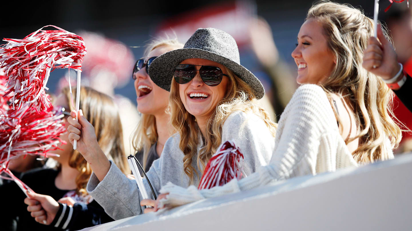 Evaluating ESPN's win probabilities for every Alabama Crimson Tide game