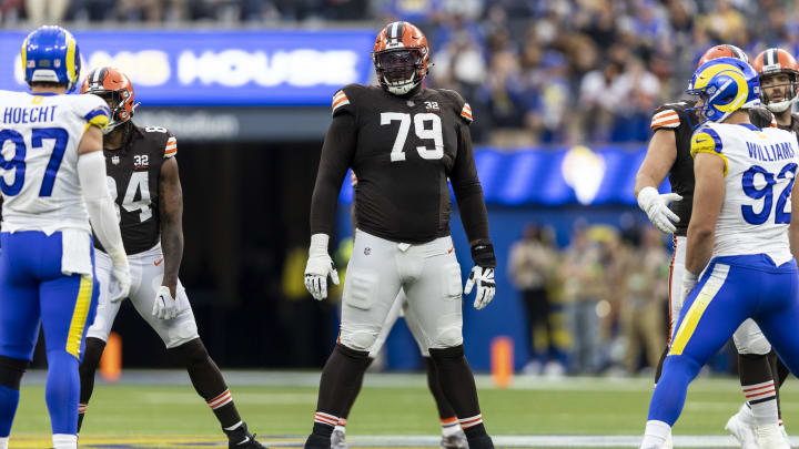 Cleveland Browns, Dawand Jones