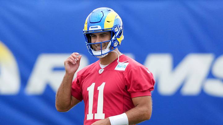 Los Angeles Rams quarterback Jimmy Garoppolo (11)