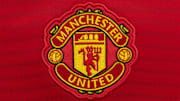 Club Crest - Manchester United, ManU FC MANCHESTER, ENGLAND - MAY 15: The official club badge of Manchester United FC on a home shirt on May 15, 2024 in Manchester, England. (Photo by Visionhaus) Manchester Prestwich England United Kingdom Copyright: xVisionhausx 776004101