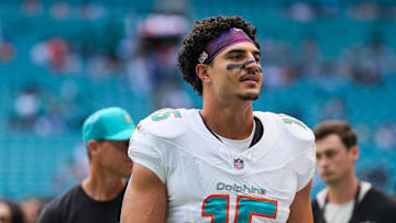 Los Angeles Chargers v Miami Dolphins - NFL 2025