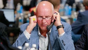 The St. Louis Blues face a challenging decision regarding the club's future moving forward, potentially blowing up the market.