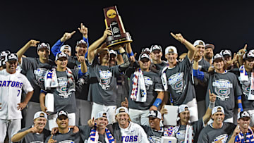 2017 Division I Men's College World Series - Florida v LSU - Game 2