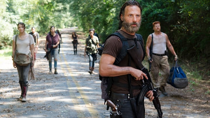 Lauren Cohan as Maggie Greene, Alanna Masterson as Tara Chambler, Sonequa Martin-Green as Sasha, Andrew Lincoln as Rick Grimes, and Michael Cudlitz as Abraham - The Walking Dead season 5