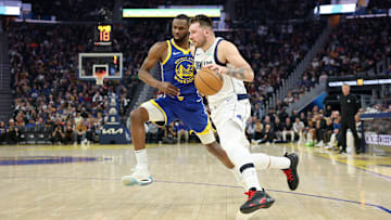 Dallas Mavericks v Golden State Warriors