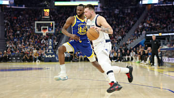 Dallas Mavericks v Golden State Warriors