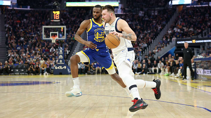 Dallas Mavericks v Golden State Warriors