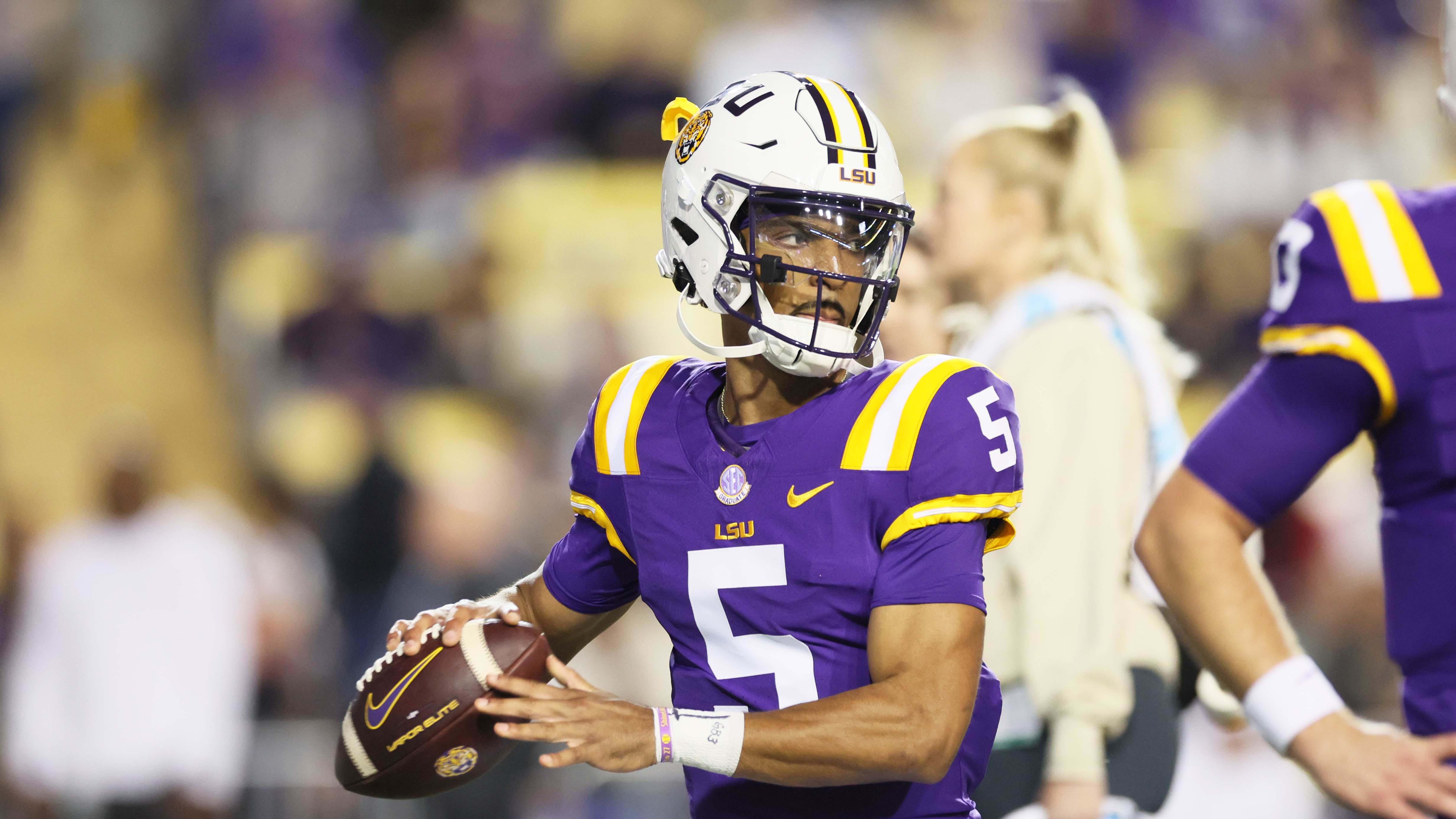 LSU quarterback Jayden Daniels