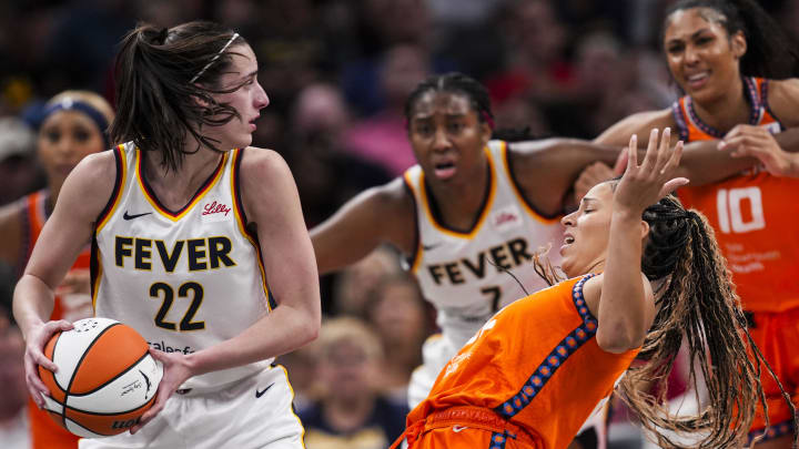 Aug 28, 2024; Indianapolis, Indiana, USA; Indiana Fever guard Caitlin Clark (22) runs a play during a game between the Indiana Fever and the Connecticut Sun at Gainbridge Fieldhouse. Mandatory Credit: Grace Smith-INDIANAPOLIS STAR-USA TODAY Sports