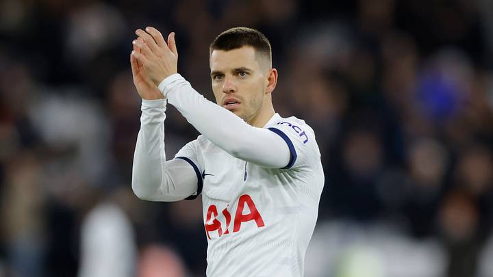 Transfer expert Fabrizio Romano has given an update on a midfielder, saying the player is actively looking to leave Tottenham.