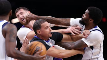 Dallas Mavericks v Phoenix Suns