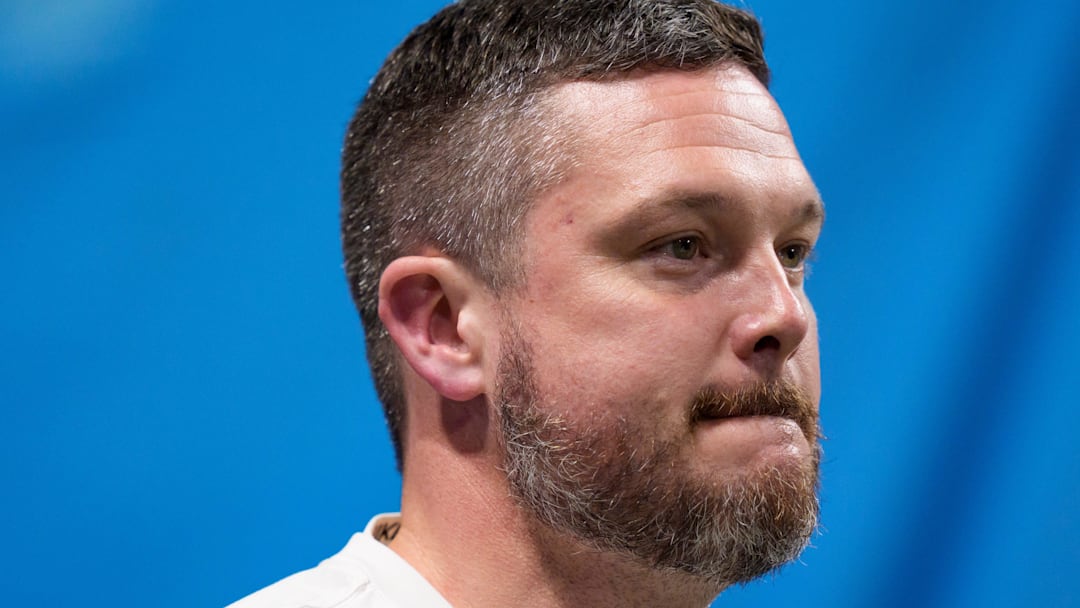 Oregon head coach Dan Lanning takes the field as the Oregon Ducks face the Indiana Hoosiers in the Peach Bowl on Jan. 9, 2026, at Mercedes-Benz Stadium in Atlanta, Georgia.
