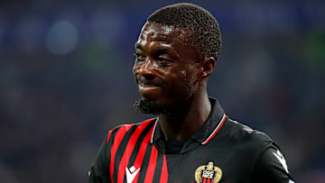 Blessé au genou, Nicolas Pépé est indisponible pour le match contre Lens