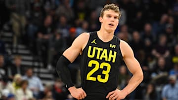 Golden State Warriors v Utah Jazz