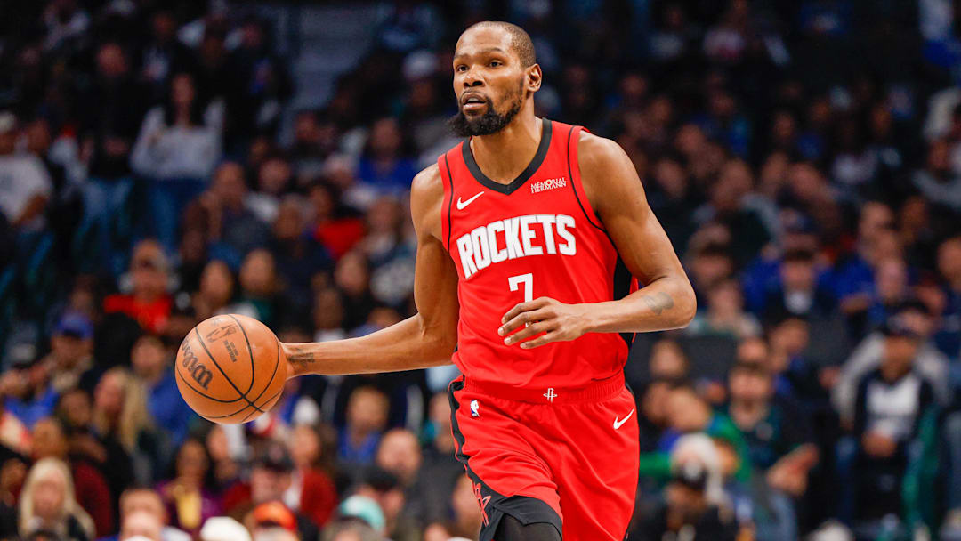 Dec 6, 2025; Dallas, Texas, USA; Houston Rockets forward Kevin Durant (7) brings the ball up the court during the first quarter against the Dallas Mavericks at American Airlines Center. Mandatory Credit: Andrew Dieb-Imagn Images Dec 6, 2025; Dallas, Texas, USA; Houston Rockets forward Kevin Durant (7) brings the ball up the court during the first quarter against the Dallas Mavericks at American Airlines Center. Mandatory Credit: Andrew Dieb-Imagn Images