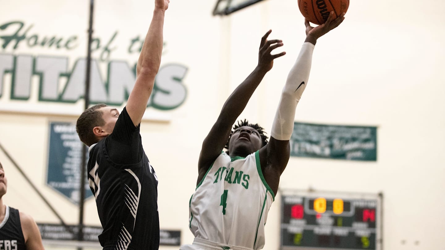 Oregon high school boys basketball final scores, results — December 12, 2025