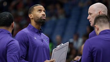 Mar 30, 2025; New Orleans, Louisiana, USA; Charlotte Hornets head coach Charles Lee reacts during the first half against the New Orleans Pelicans at Smoothie King Center. Mandatory Credit: Matthew Hinton-Imagn Images