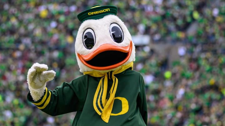 Oct 21, 2023; Eugene, Oregon, USA; Oregon Ducks mascot The Duck on the field during the first quarter against the Washington State Cougars at Autzen Stadium. Mandatory Credit: Craig Strobeck-USA TODAY Sports