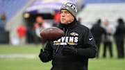 Dec 31, 2017; Baltimore, MD, USA; Baltimore Ravens defensive coordinator Dean Pees prior to the game against the Cincinnati Bengals at M&T Bank Stadium. Mandatory Credit: Mitch Stringer-Imagn Images