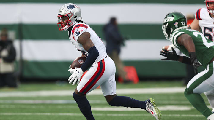 New England Patriots wide receiver Stefon Diggs earned a huge bonus with a catch against the New York Jets.