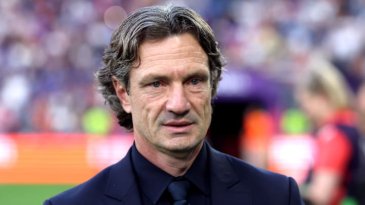 Laurent Bonadei et les Bleues affrontent la Suède en Ligue des Nations Laurent Bonadei et les Bleues affrontent la Suède en Ligue des Nations