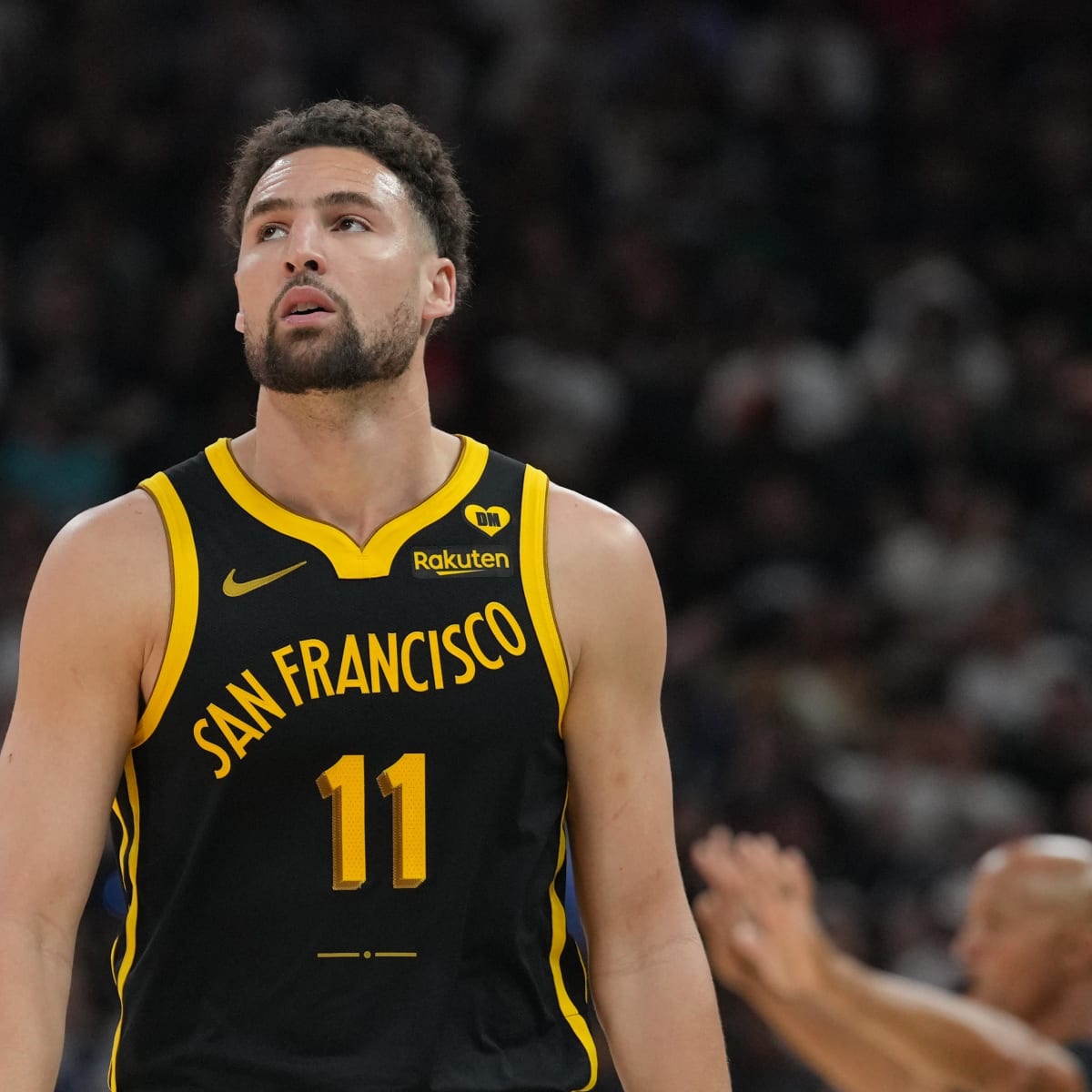 Former All Star Has High Expectations for Klay Thompson s First Game Against Warriors