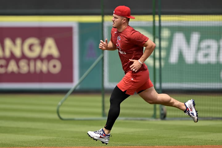 Los Angeles Angels right fielder Mike Trout runs the bases prior to the game against the New York Yankees.