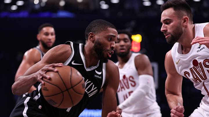 Cleveland Cavaliers v Brooklyn Nets