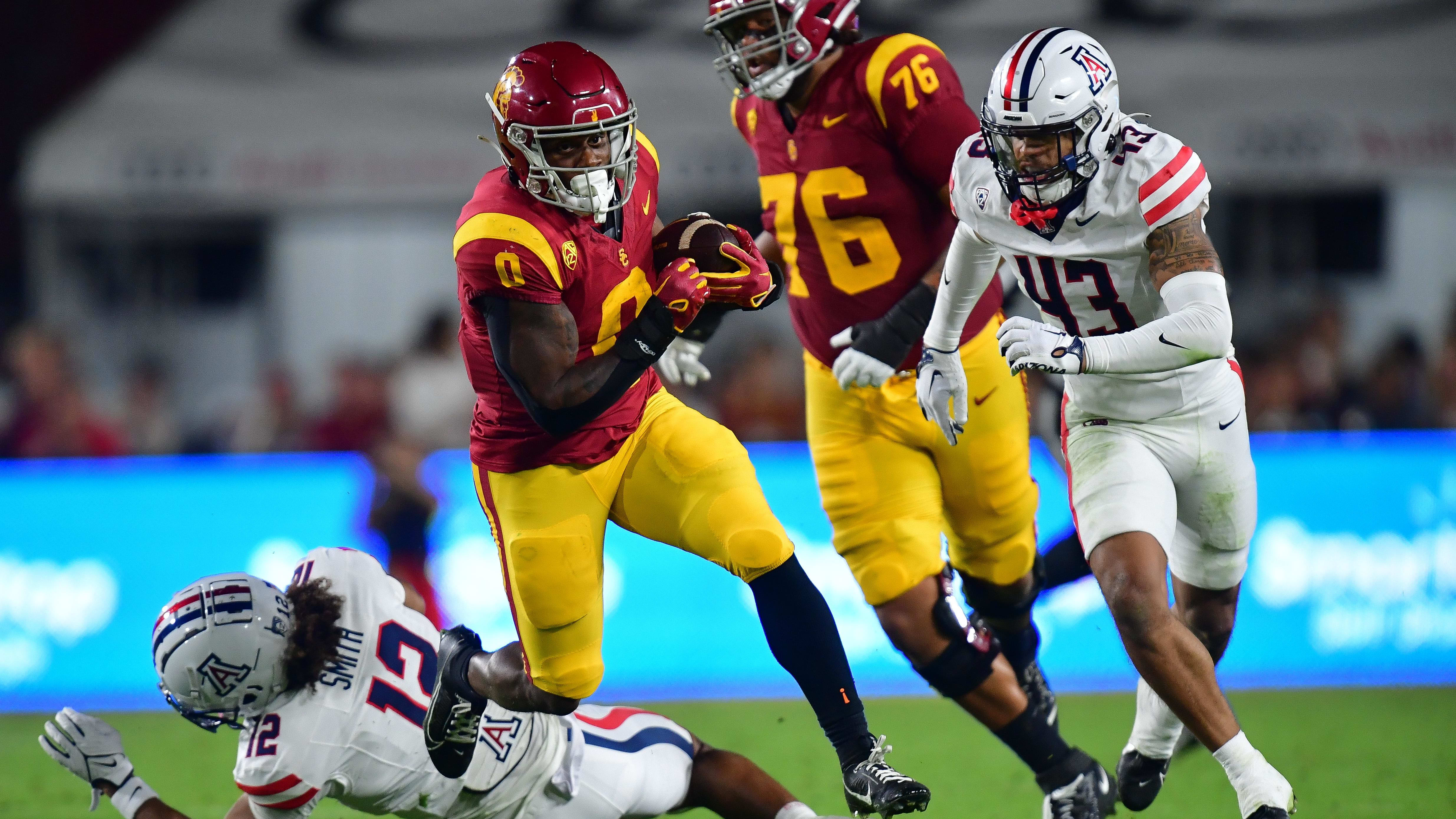 Minnesota safety Tyler Nubin 