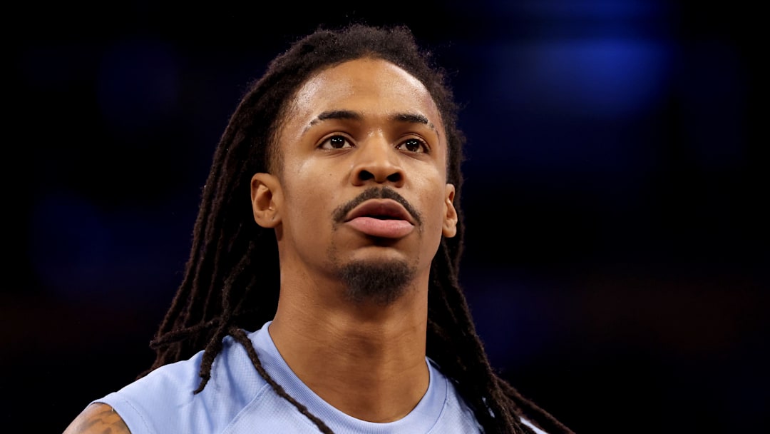 Memphis Grizzlies v Los Angeles Lakers