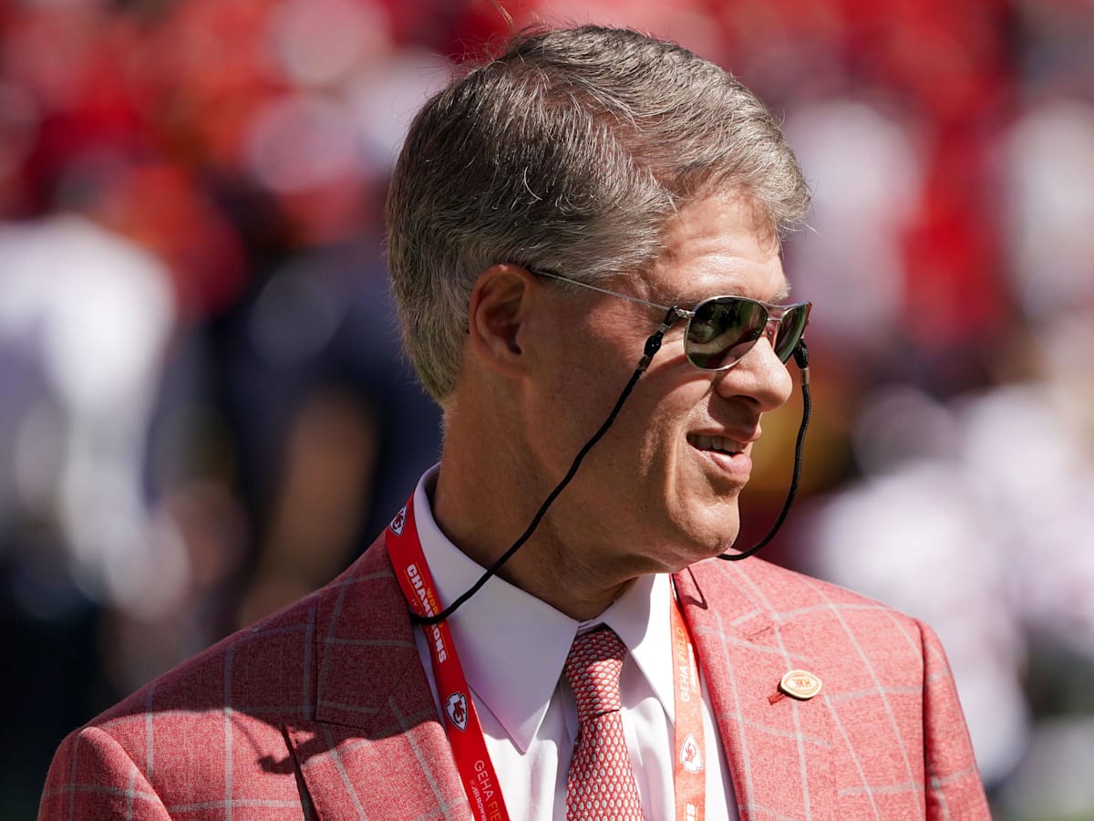 Chiefs Owner Clark Hunt Discusses Leaving Arrowhead Stadium After Failed  Tax Vote