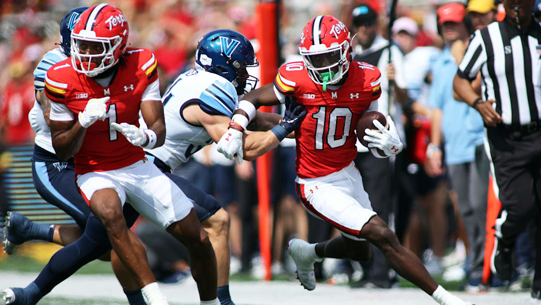 Sep 21, 2024; College Park, Maryland, USA; Maryland Terrapins wide receiver Tai Felton (10) runs the ball against the Villanova Wildcats during the first quarter at SECU Stadium. Mandatory Credit: Daniel Kucin Jr.-Imagn Images


