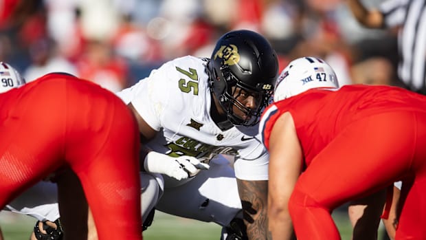 Oct 19, 2024; Tucson, Arizona, USA; Colorado Buffalos offensive guard Zack Owens (75) against the Arizona Wildcats at Arizona