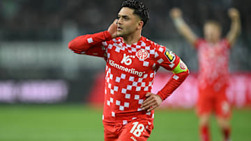 Borussia Mönchengladbach v 1. FSV Mainz 05 - Bundesliga