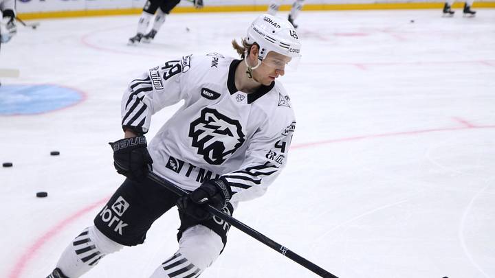 Traktor Hockey Club player, Maxim Shabanov (49) seen in...