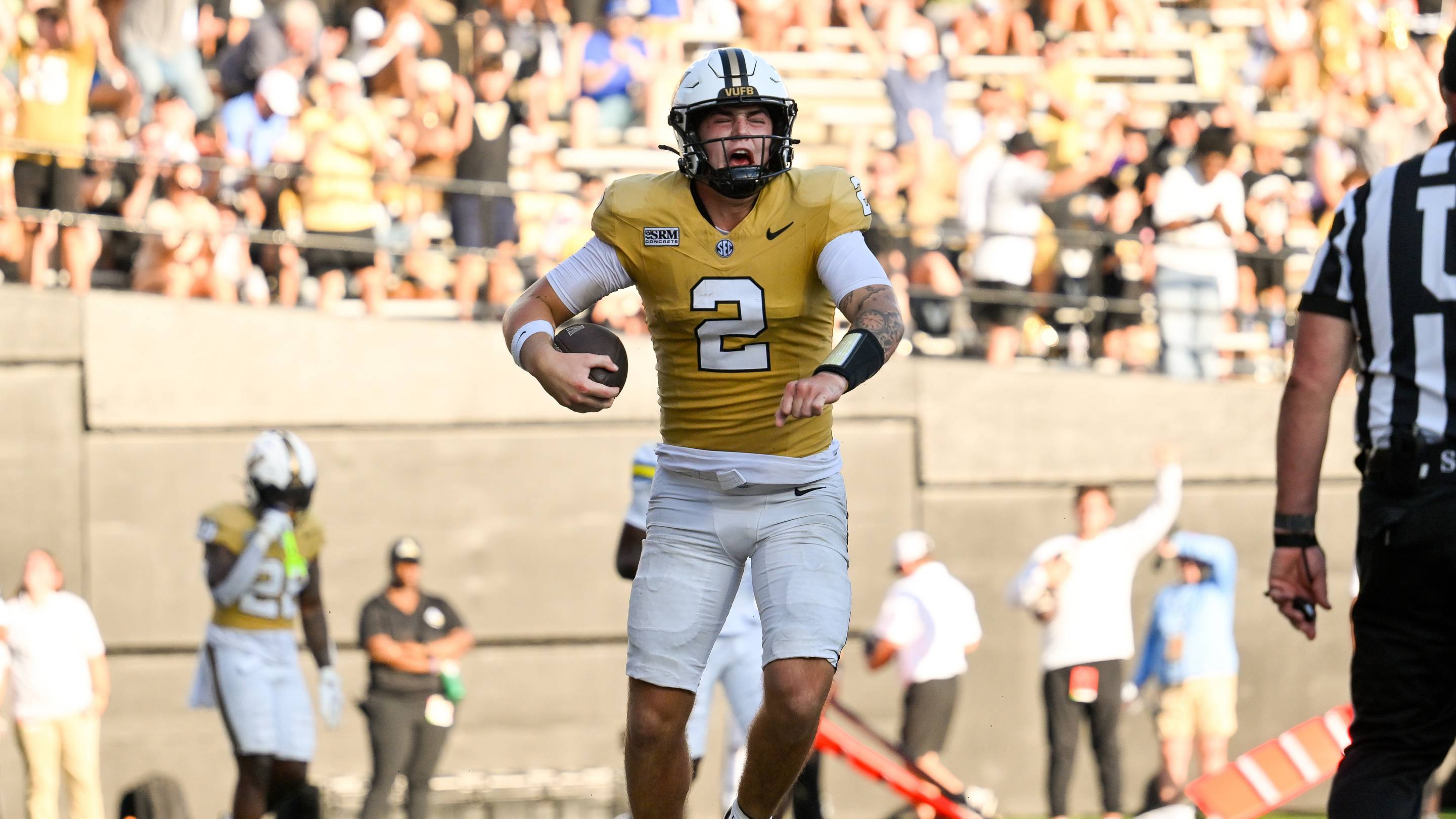 Why Clark Lea Decided to Name Jared Curtis as Vanderbilt Football’s Quarterback Now